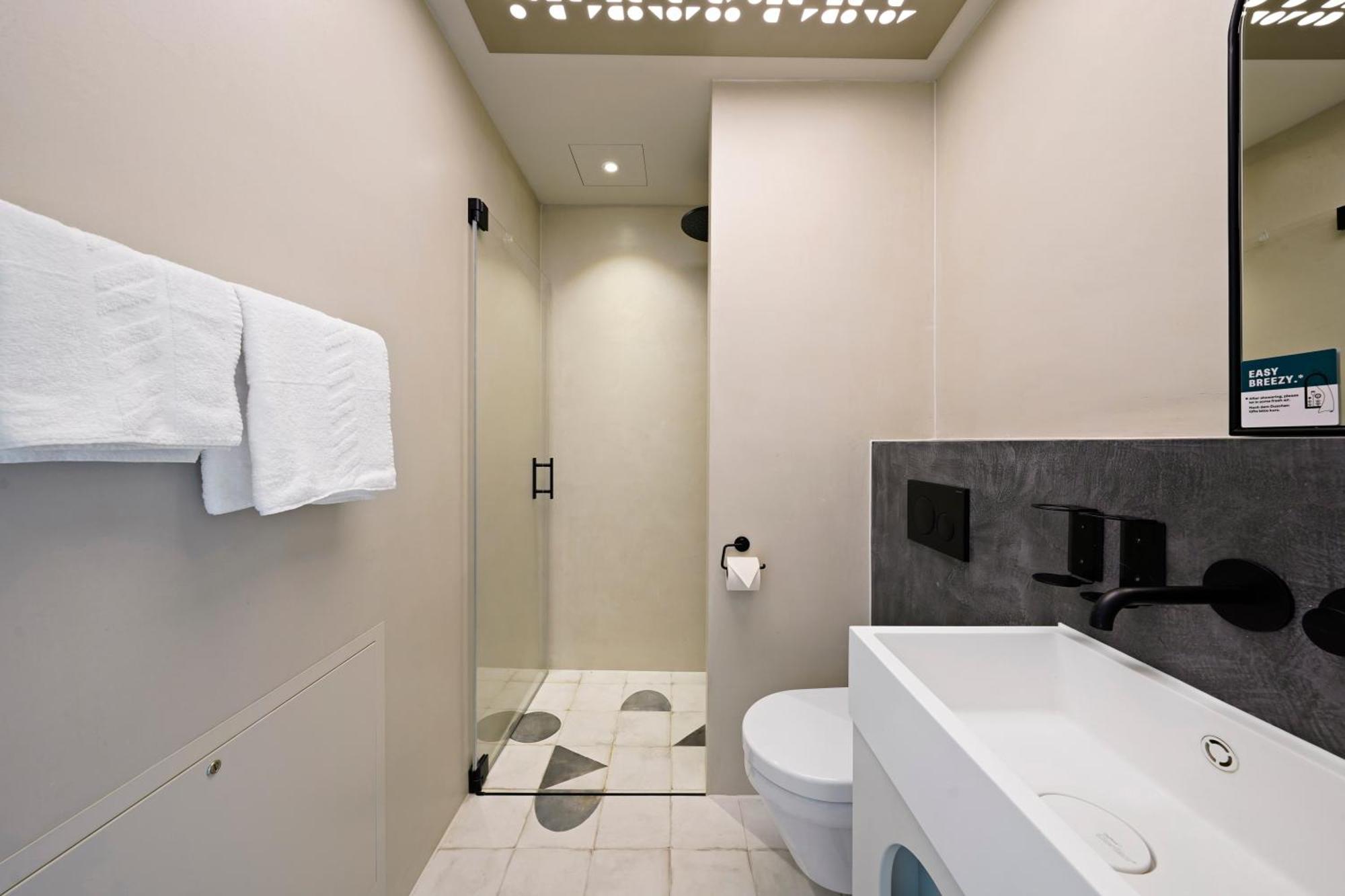 numa I Maximilian Salzburgo Quarto foto